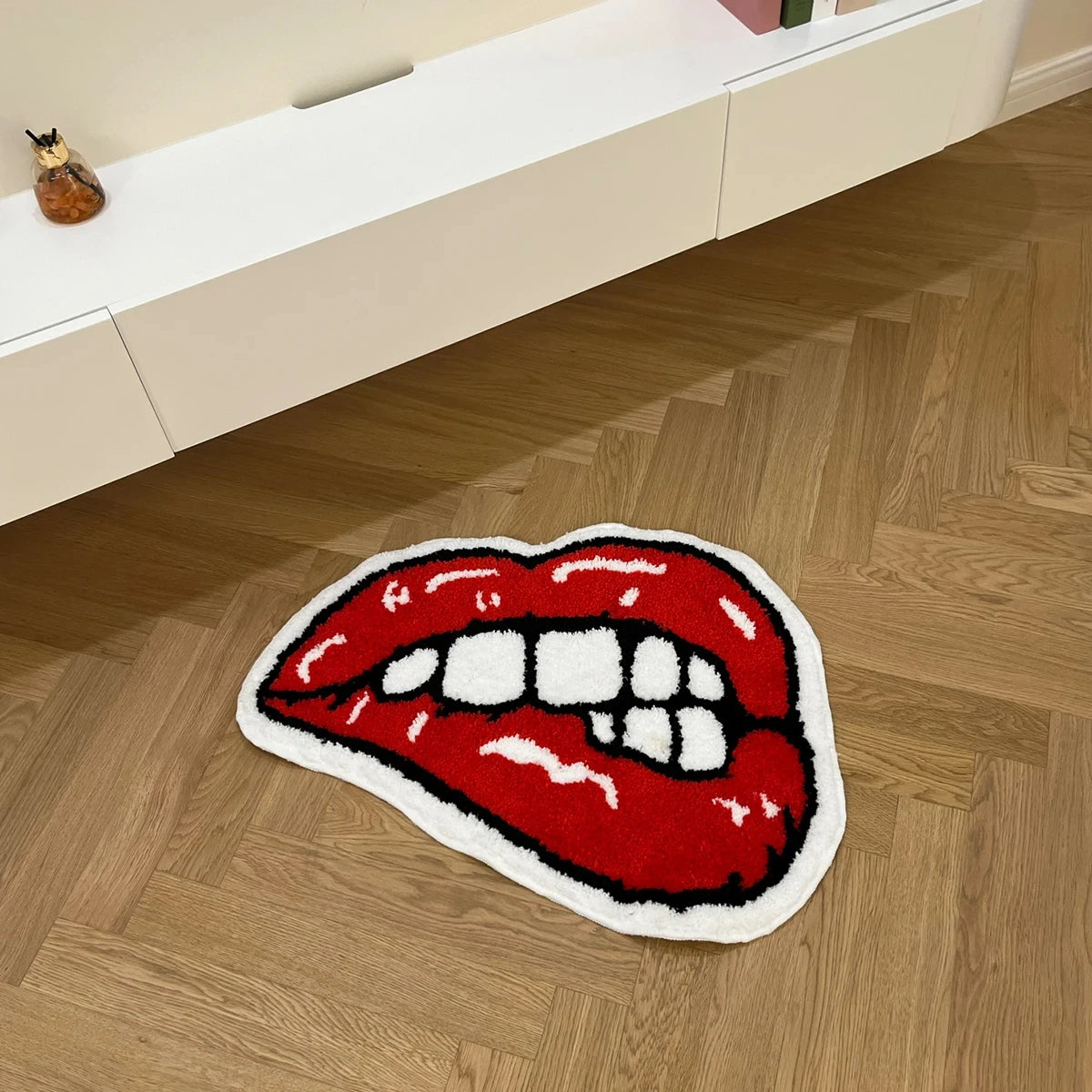 Lip Bite Rug